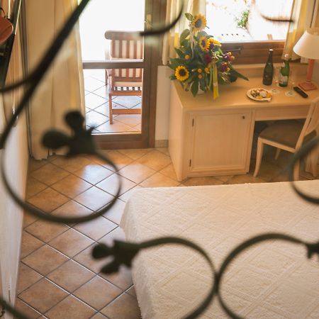 Sant'Elmo Beach Hotel Castiadas Bagian luar foto