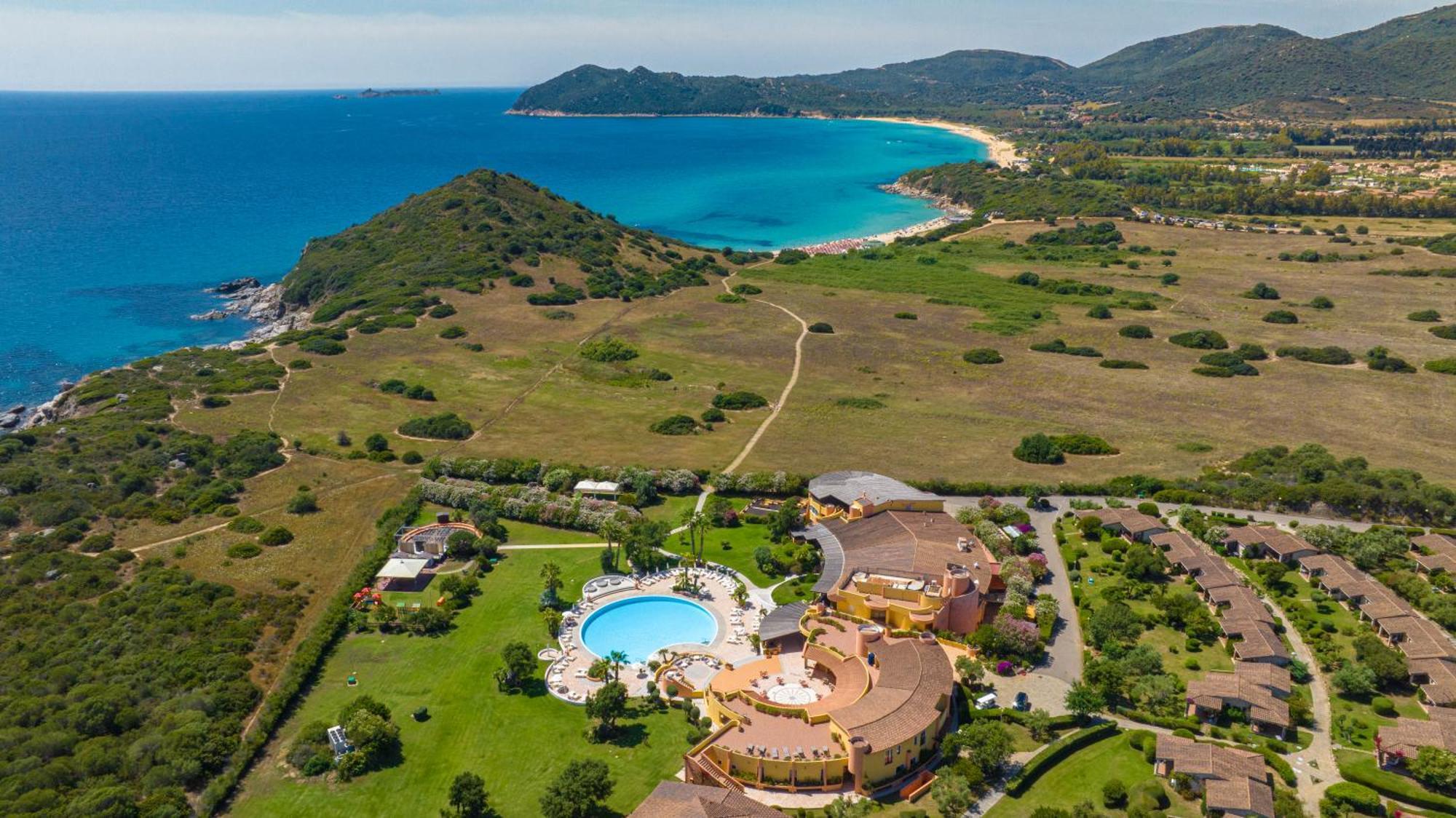Sant'Elmo Beach Hotel Castiadas Bagian luar foto