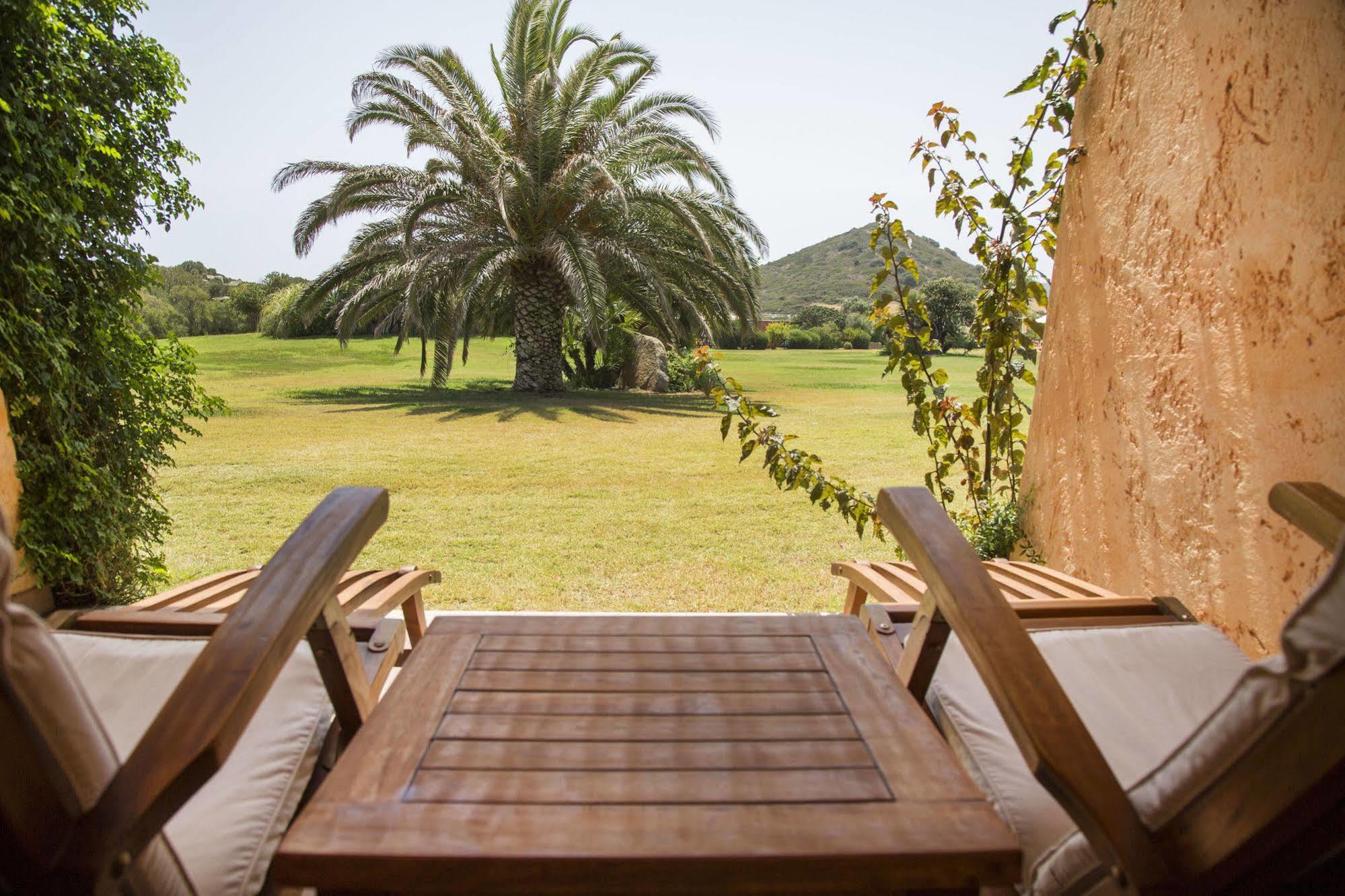 Sant'Elmo Beach Hotel Castiadas Bagian luar foto