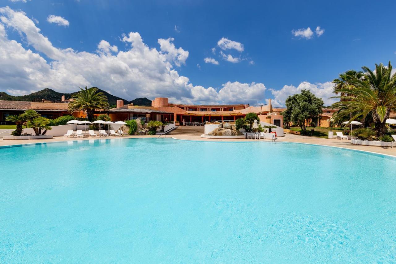 Sant'Elmo Beach Hotel Castiadas Bagian luar foto