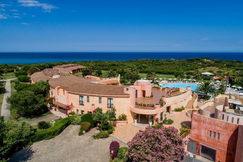 Sant'Elmo Beach Hotel Castiadas Bagian luar foto
