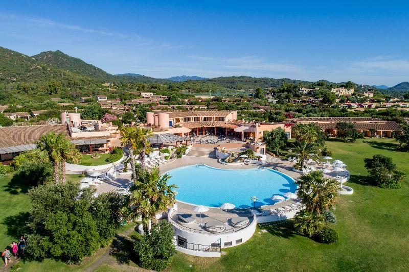 Sant'Elmo Beach Hotel Castiadas Bagian luar foto